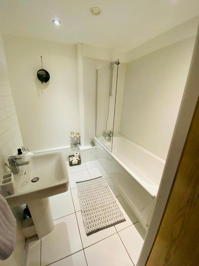 Liverpool City Centre Modern Apartment Fits 6 People Exterior photo